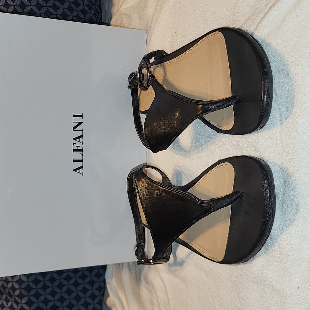 Women's Alfrani